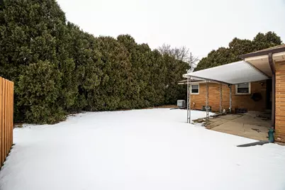 5869 S Trinthammer Ave, Cudahy, WI 53110 - Photo 32