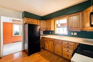 5869 S Trinthammer Ave, Cudahy, WI 53110 - Photo 4