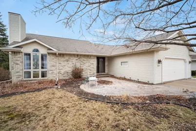 1677  Bernheim St, Oshkosh, WI 54904 - Photo 2