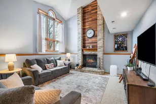 1677 Bernheim St, Oshkosh, WI 54904 - Photo 6