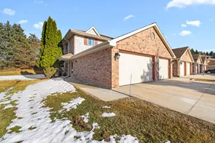 1507 Clarence Ct, West Bend, WI 53095 - Photo 18