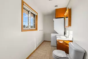 1507 Clarence Ct, West Bend, WI 53095 - Photo 14