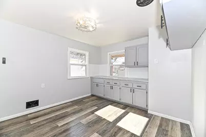 2530 S 64th St, Milwaukee, WI 53219 - Photo 8