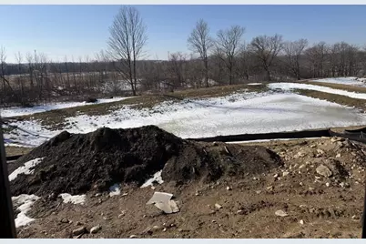 N66W21485  Sagebrush Dr, Menomonee Falls, WI 53051 - Photo 10