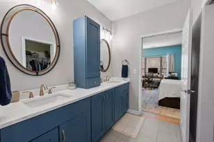 1300 N Prospect Ave, Milwaukee, WI 53202 - Photo 18