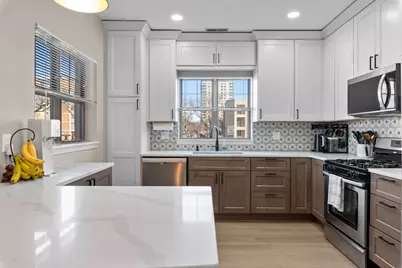 1300 N Prospect Ave #115, Milwaukee, WI 53202 - Photo 4