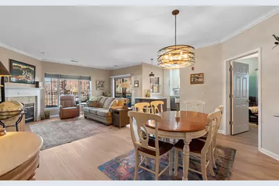 1300 N Prospect Ave #115, Milwaukee, WI 53202 - Photo 6