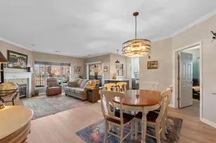 1300 N Prospect Ave, Milwaukee, WI 53202 - Photo 6