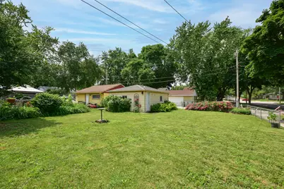 7800 W Palmetto Ave, Milwaukee, WI 53218 - Photo 22