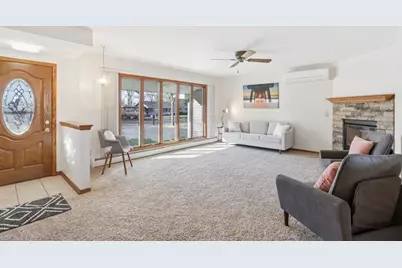 1018 S Ferry Dr, Lake Mills, WI 53551 - Photo 6