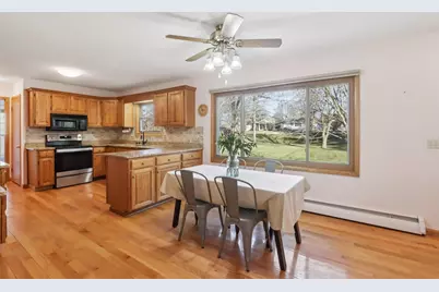 1018 S Ferry Dr, Lake Mills, WI 53551 - Photo 10