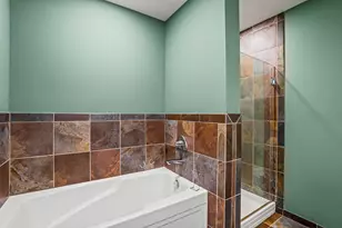 1902 N Commerce St, Milwaukee, WI 53212 - Photo 10