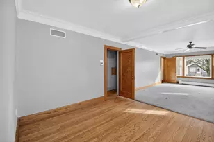 1008 Monroe Ave, Racine, WI 53405 - Photo 4