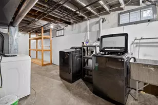 1008 Monroe Ave, Racine, WI 53405 - Photo 18