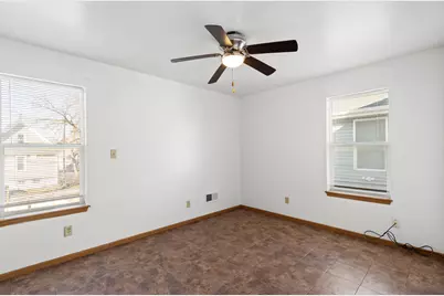 2029 N 28th St, Milwaukee, WI 53208 - Photo 10