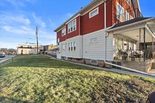 1304 S 61st St, West Allis, WI 53214 - Photo 34