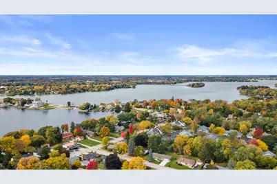 W398N5975  Autumn Woods Dr, Oconomowoc, WI 53066 - Photo 36