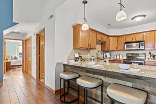 W398N5975 Autumn Woods Dr, Oconomowoc, WI 53066 - Photo 8