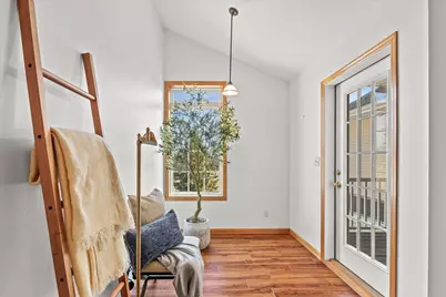 W398N5975  Autumn Woods Dr, Oconomowoc, WI 53066 - Photo 6