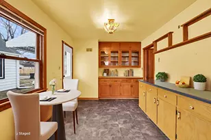 2058 S 87th St, West Allis, WI 53227 - Photo 6