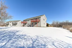 910 Century Wy, Racine, WI 53406 - Photo 34