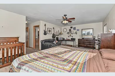 910  Century Way, Racine, WI 53406 - Photo 22