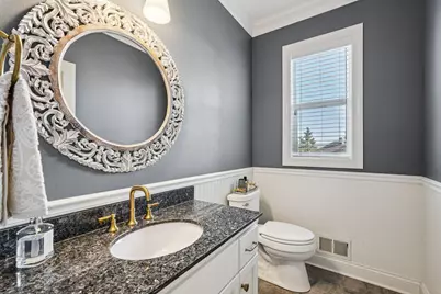 N49W18765  Emerald Hills Dr, Menomonee Falls, WI 53051 - Photo 44