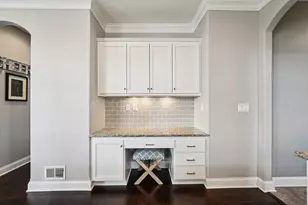 N49W18765 Emerald Hills Dr, Menomonee Falls, WI 53051 - Photo 16