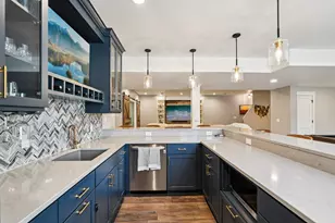 N49W18765 Emerald Hills Dr, Menomonee Falls, WI 53051 - Photo 52