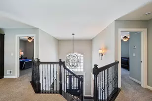 N49W18765 Emerald Hills Dr, Menomonee Falls, WI 53051 - Photo 32