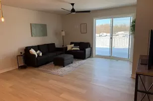 W219N16270 Primrose Ct, Jackson, WI 53037 - Photo 2