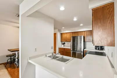 1055  Quinlan Dr #C, Pewaukee, WI 53072 - Photo 14