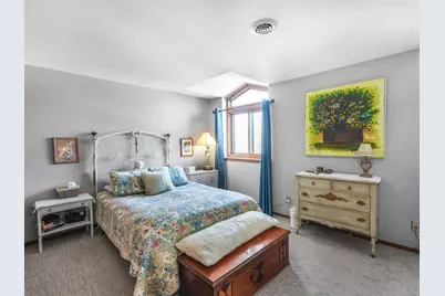 940  Prairie Dr #27, Racine, WI 53406 - Photo 18