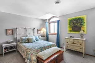 940 Prairie Dr, Racine, WI 53406 - Photo 18