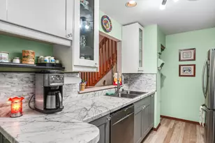 940 Prairie Dr, Racine, WI 53406 - Photo 14