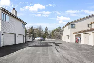 940 Prairie Dr, Racine, WI 53406 - Photo 28