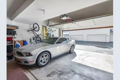 940  Prairie Dr #27, Racine, WI 53406 - Photo 26