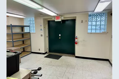 306  Main St, Racine, WI 53403 - Photo 8