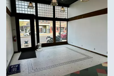 306  Main St, Racine, WI 53403 - Photo 4