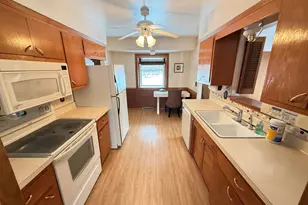 1956 Bootmaker Dr, Beloit, WI 53511 - Photo 4