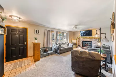 116  Chippewa Dr, Sheboygan Falls, WI 53085 - Photo 2