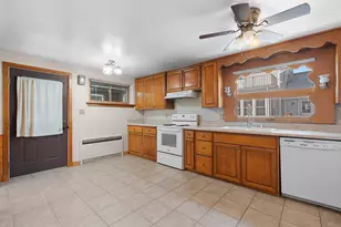 2310 14th St, Two Rivers, WI 54241 - Photo 4