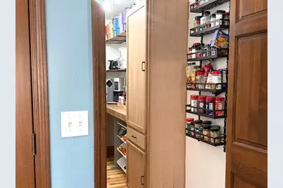 3262  Calais Ct, Allouez, WI 54301 - Photo 8