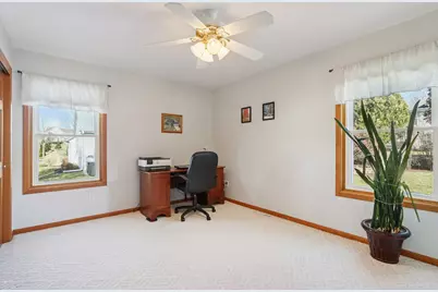 1905  Hunter Ct, Waukesha, WI 53189 - Photo 22