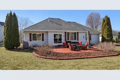 1905  Hunter Ct, Waukesha, WI 53189 - Photo 36