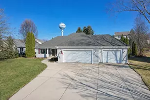 1905 Hunter Ct, Waukesha, WI 53189 - Photo 40
