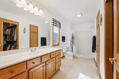 1905  Hunter Ct, Waukesha, WI 53189 - Photo 18