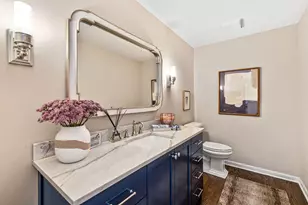 10022 N Miller Ct, Mequon, WI 53092 - Photo 16