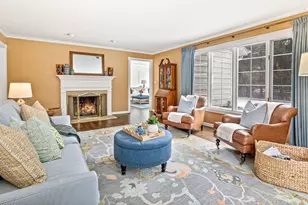 10022 N Miller Ct, Mequon, WI 53092 - Photo 14