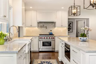 10022 N Miller Ct, Mequon, WI 53092 - Photo 6